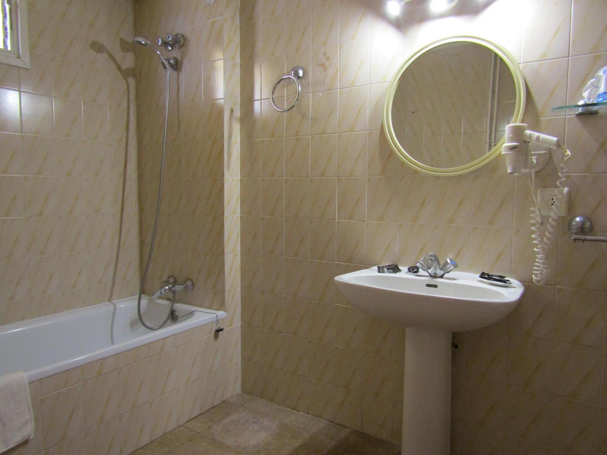 Vintage Hotel Mercedes โยเรตเดมาร์ ภายนอก รูปภาพ
